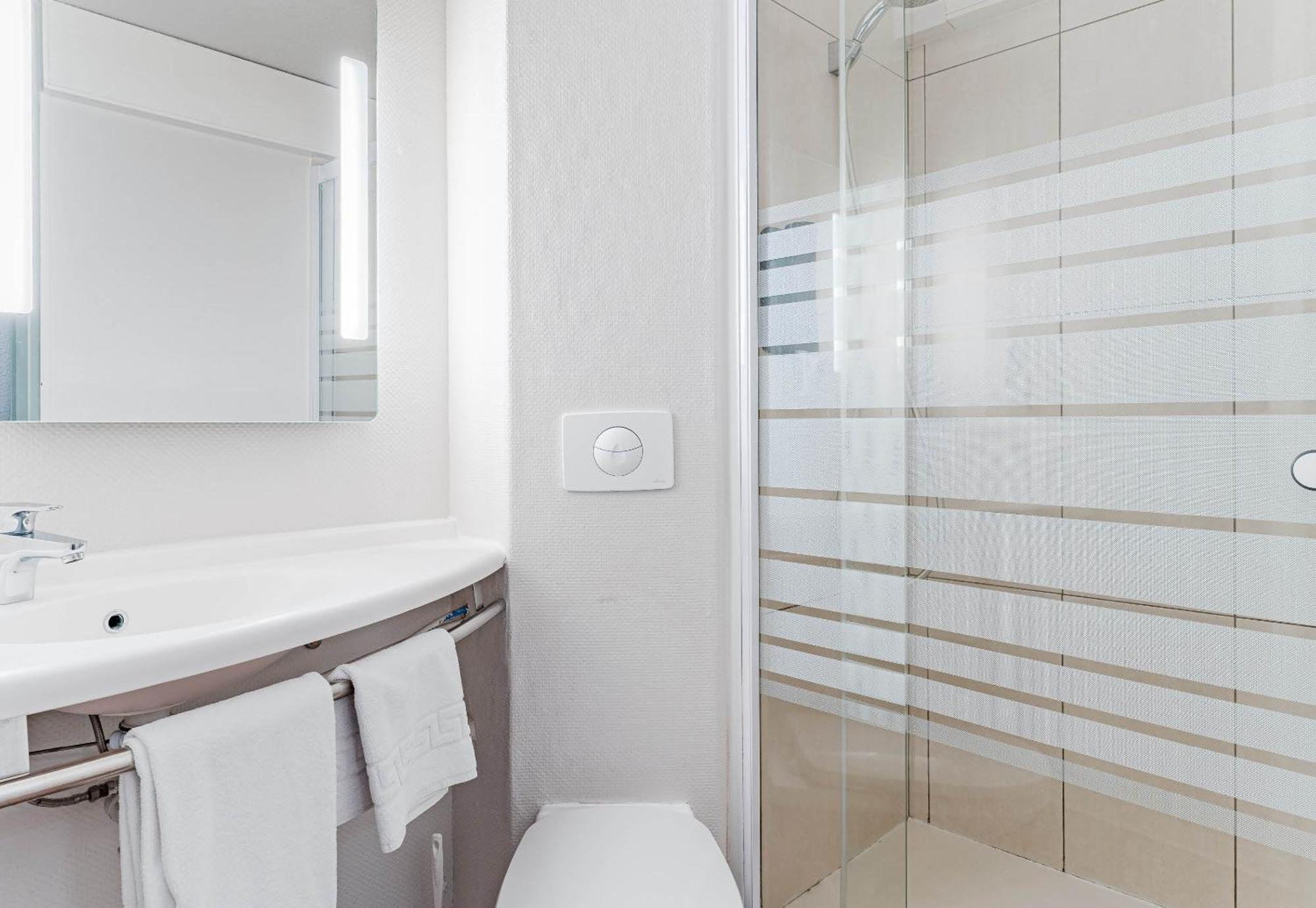 B&B Hotel 샤틀레로 외부 사진