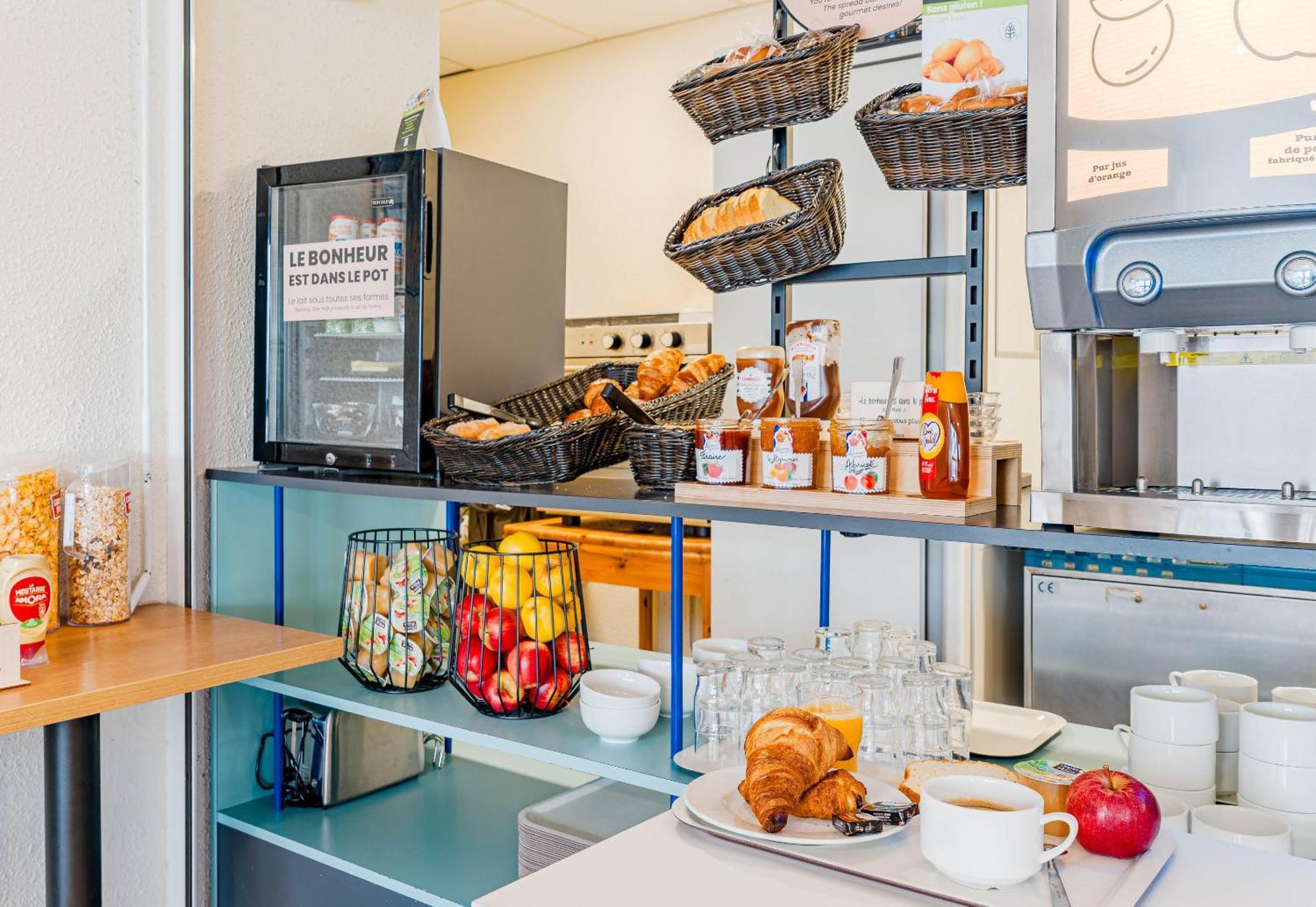 B&B Hotel 샤틀레로 외부 사진
